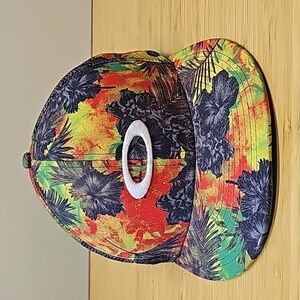 Oakley‎ branded all over print cap